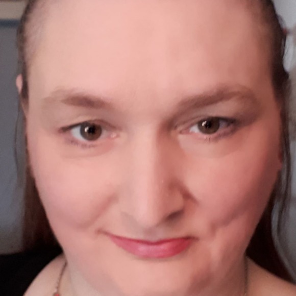 Meet your Posher, Frances - Picture 1 of 1